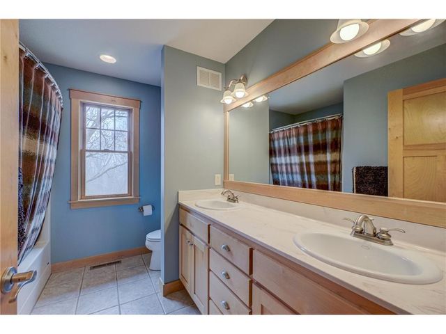 1185 County Road V, Hudson, WI 54016