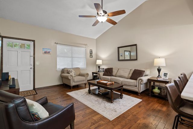 8925 E Ridge Trail Road, Soddy Daisy, TN 37379