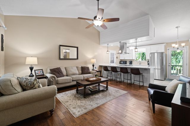 8925 E Ridge Trail Road, Soddy Daisy, TN 37379