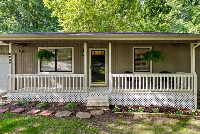 8925 E Ridge Trail Road, Soddy Daisy, TN 37379