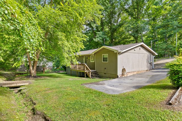 8925 E Ridge Trail Road, Soddy Daisy, TN 37379
