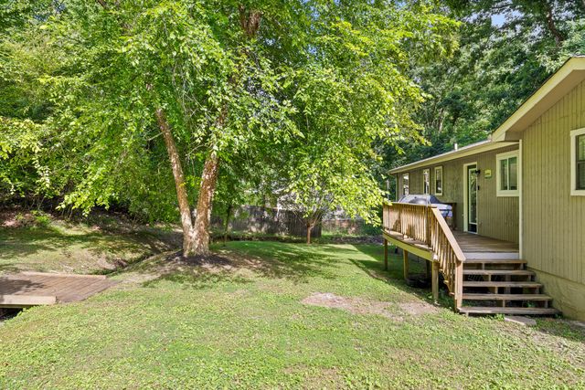 8925 E Ridge Trail Road, Soddy Daisy, TN 37379