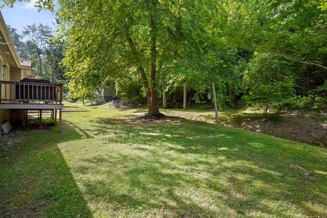 8925 E Ridge Trail Road, Soddy Daisy, TN 37379