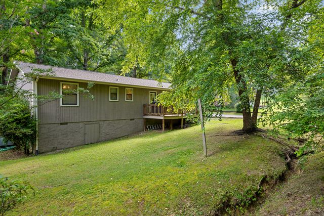8925 E Ridge Trail Road, Soddy Daisy, TN 37379