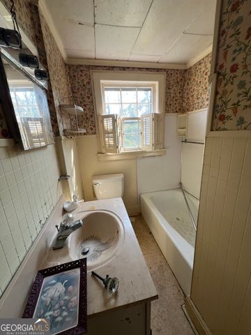 219 Lucky Street, Swainsboro, GA 30401