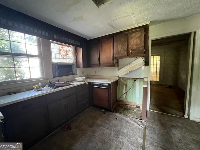 219 Lucky Street, Swainsboro, GA 30401