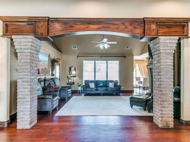 3024 SW 130th Street, Oklahoma City, OK 73170