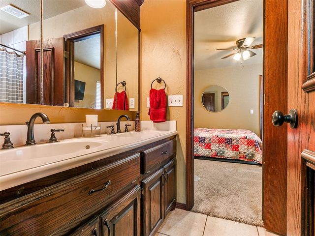 3024 SW 130th Street, Oklahoma City, OK 73170