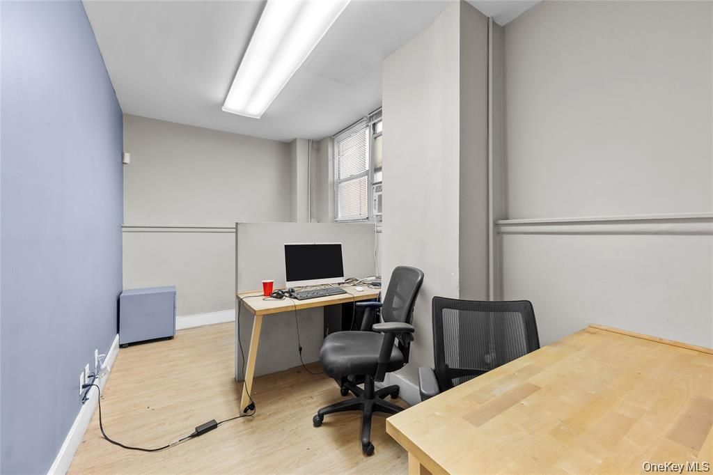 7150 Parsons Blvd 1001, Flushing, NY 11367 — photo 3
