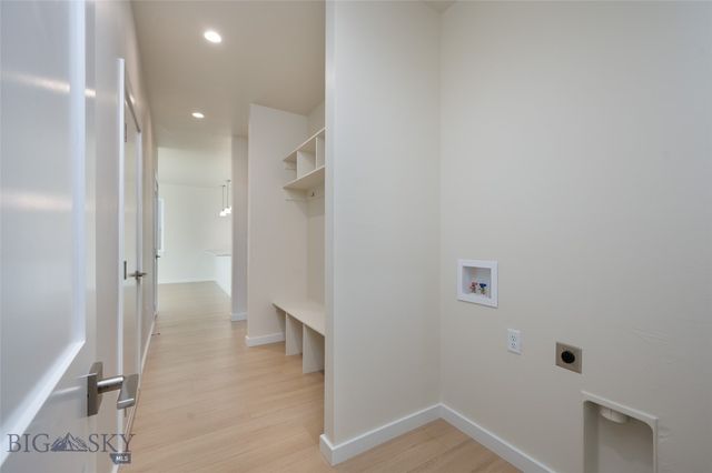 809 Spaniel Lane, Belgrade, MT 59714