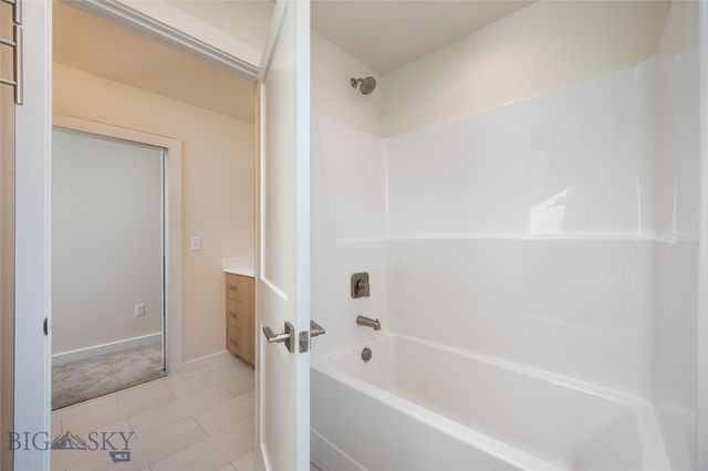 809 Spaniel Lane, Belgrade, MT 59714