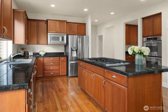 26822 SE 22nd Court, Sammamish, WA 98075
