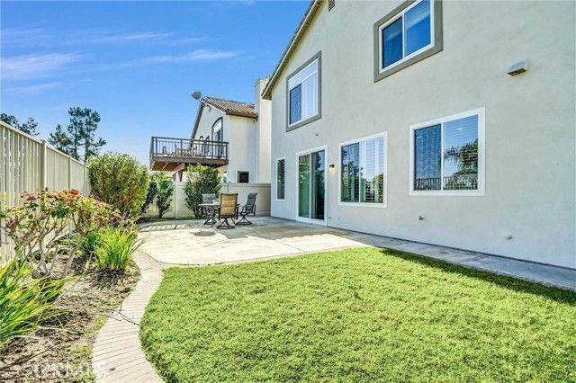 34 Via Tronido, Rancho Santa Margarita, CA 92688