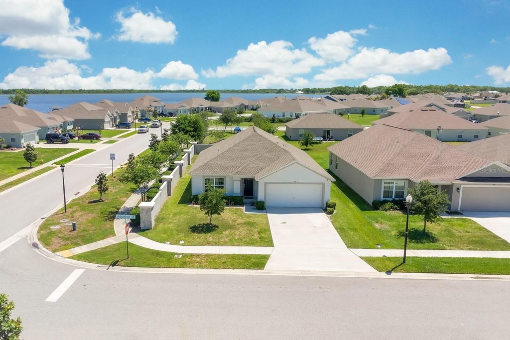 205 ARBUTHNOT STREET, Winter Haven, FL 33881