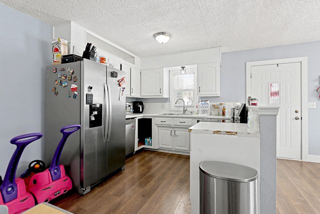 937 Money St, Augusta, KS 67010