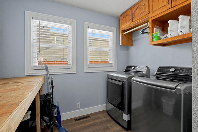 937 Money St, Augusta, KS 67010