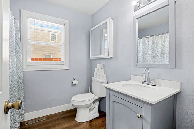 937 Money St, Augusta, KS 67010