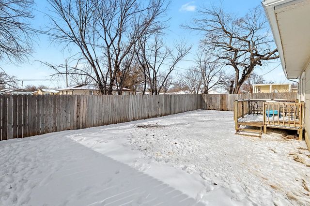 937 Money St, Augusta, KS 67010