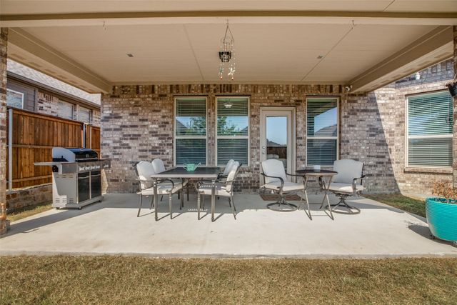 933 Slate Lane, Celina, TX 75009
