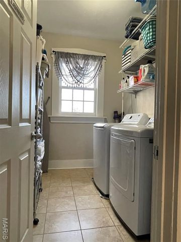 7016 Michigan Avenue, St Louis, MO 63111