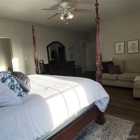 7016 Michigan Avenue, St Louis, MO 63111