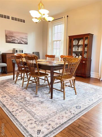 7016 Michigan Avenue, St Louis, MO 63111