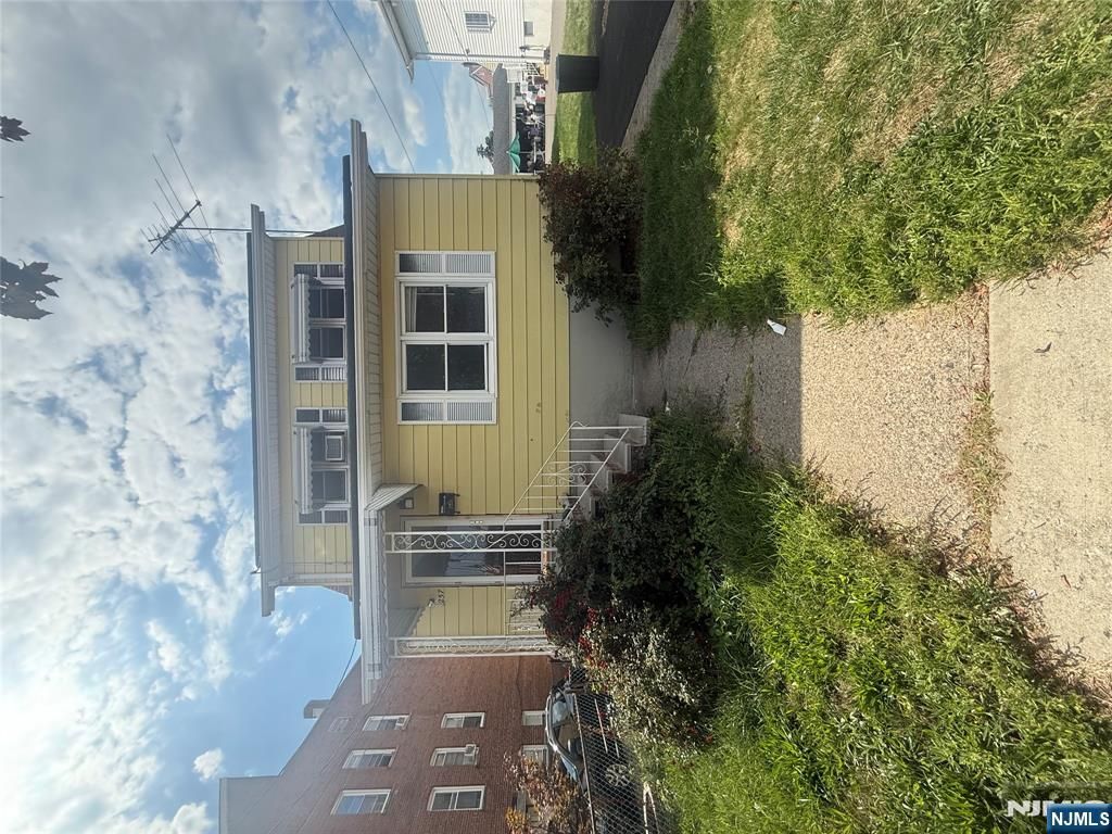 257 Palisade Avenue, Garfield, NJ 07026