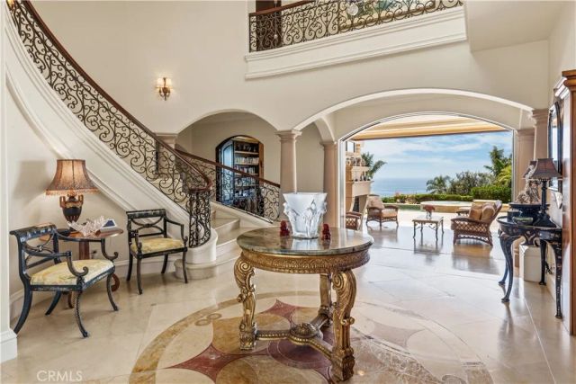 64 Laurel Drive, Rancho Palos Verdes, CA 90275
