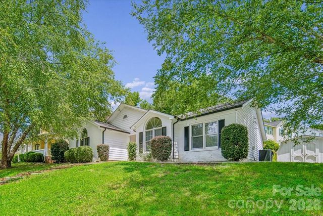 8012 Cadmium Court, Charlotte, NC 28215