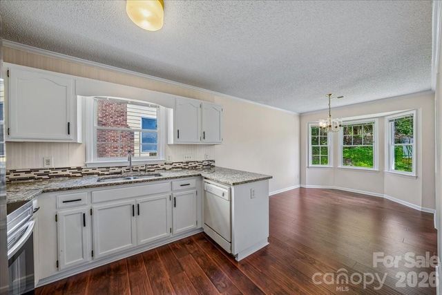8012 Cadmium Court, Charlotte, NC 28215