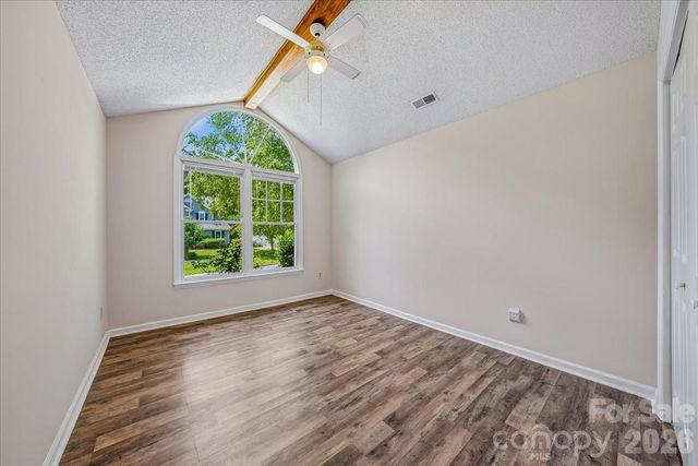 8012 Cadmium Court, Charlotte, NC 28215