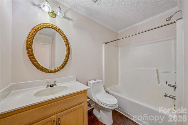 8012 Cadmium Court, Charlotte, NC 28215
