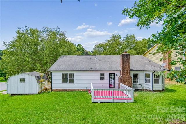 8012 Cadmium Court, Charlotte, NC 28215