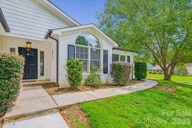 8012 Cadmium Court, Charlotte, NC 28215