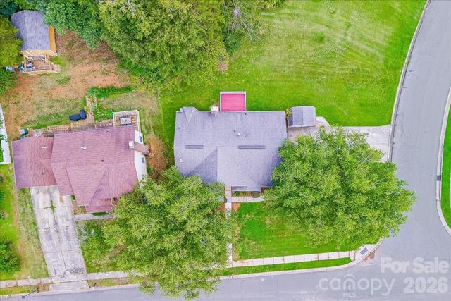 8012 Cadmium Court, Charlotte, NC 28215