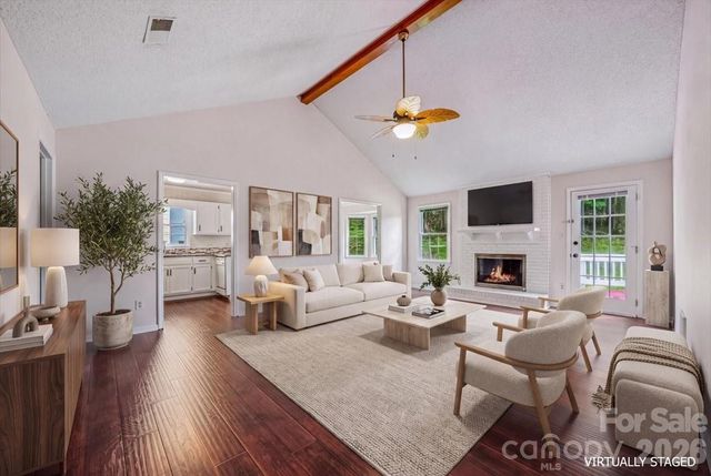 8012 Cadmium Court, Charlotte, NC 28215