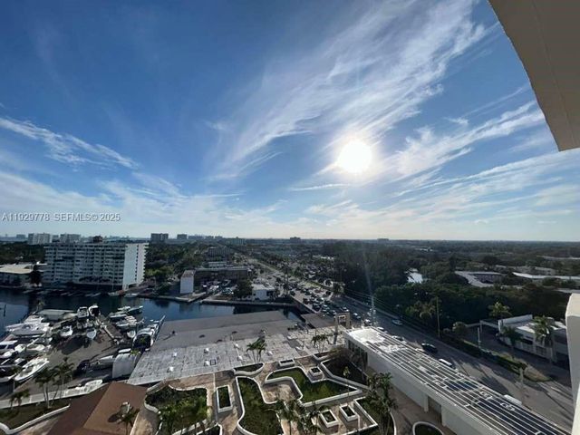 13499 Biscayne Blvd 1206, North Miami, FL 33181