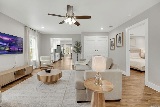 839 OASIS ST, New Braunfels, TX 78130