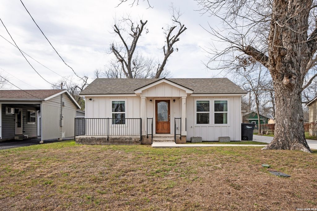 839 OASIS ST, New Braunfels, TX 78130
