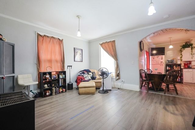 230 Pleasant, Worcester, MA 01609