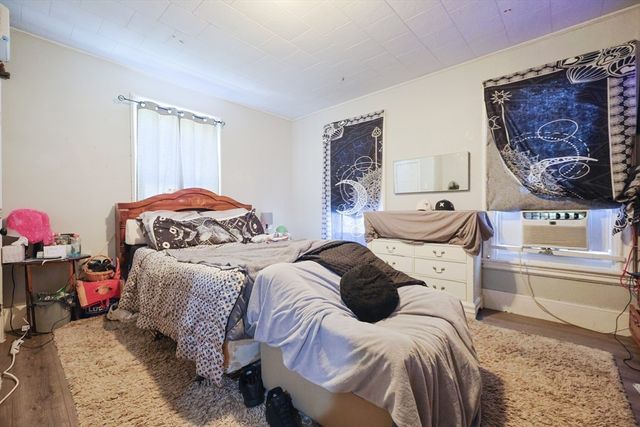 230 Pleasant, Worcester, MA 01609