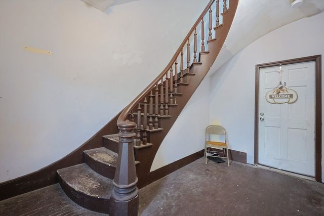 230 Pleasant, Worcester, MA 01609