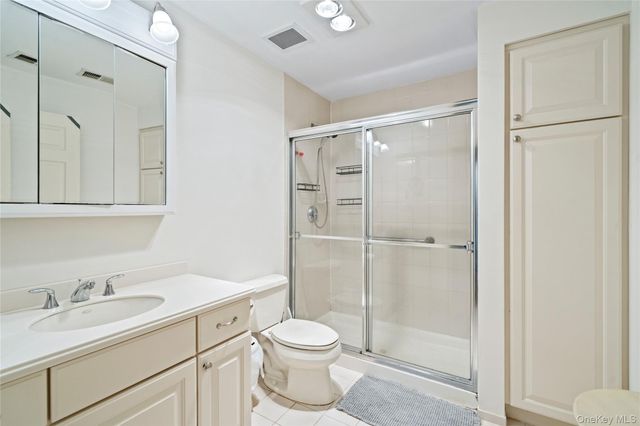 138 Brattle Circle, Melville, NY 11747