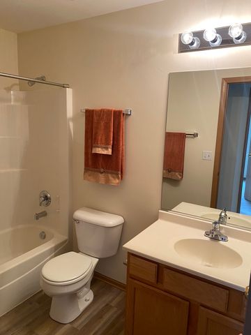 759 CHERRY CREEK Drive 759, Grayslake, IL 60030