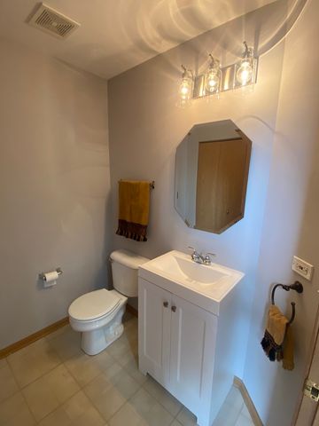 759 CHERRY CREEK Drive 759, Grayslake, IL 60030