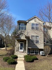 759 CHERRY CREEK Drive 759, Grayslake, IL 60030