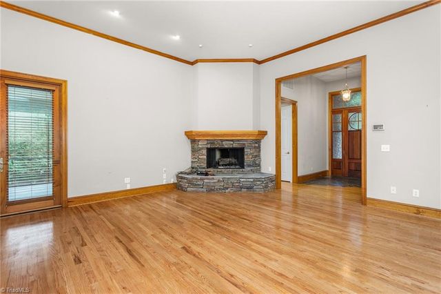 621 Crystal Bay Drive, Denton, NC 27239