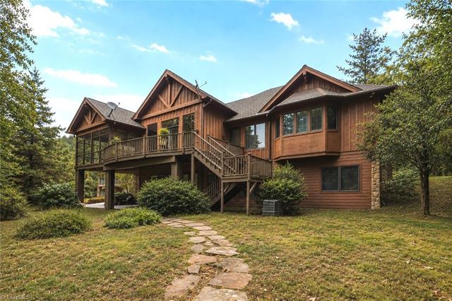 621 Crystal Bay Drive, Denton, NC 27239