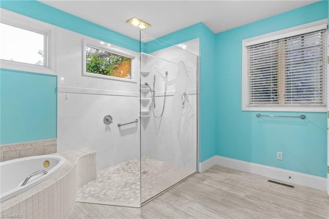 621 Crystal Bay Drive, Denton, NC 27239