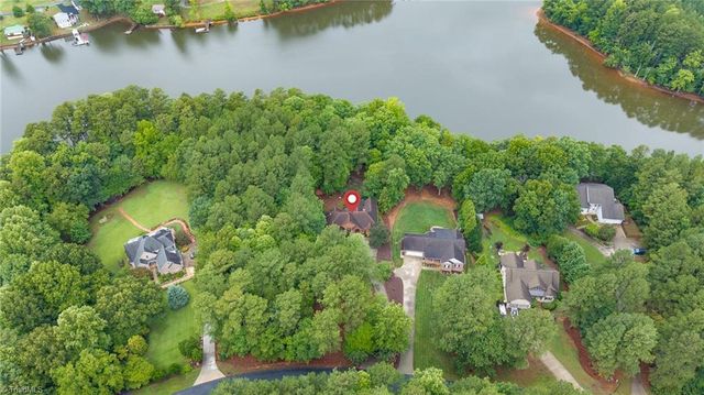 621 Crystal Bay Drive, Denton, NC 27239